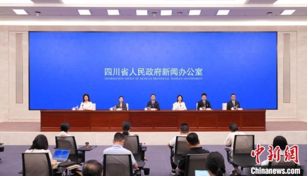 配资平台配资 “千年盐都”锚定“双千亿”目标 乐山五通桥推动县域经济高质量发展